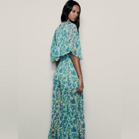 NWT ZARA FLUID PRINTED LONG JUMPSUIT Size L - Picture 3 of 9